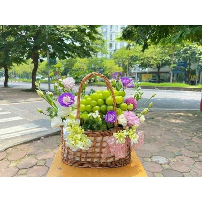 Giỏ mây mắt cáo 2 quai sang xịn ạ, khách iu đặt từ 2c để tránh gặp vấn đề trong quá trình vận chuyển nha