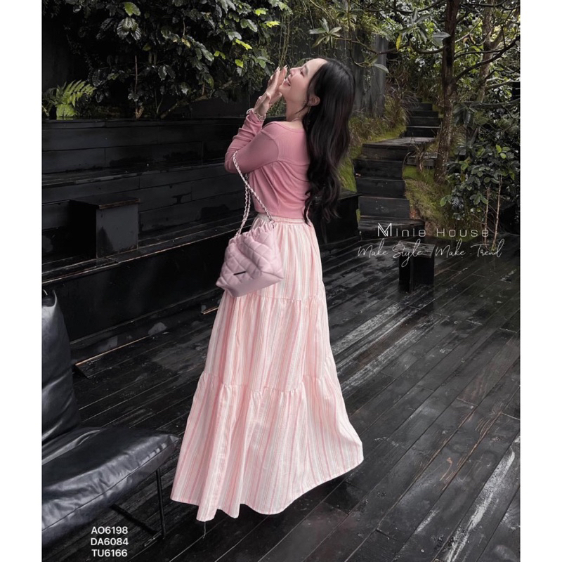 Đầm yếm maxi kèm áo khoác