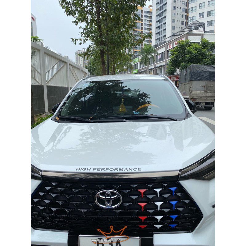 Decal dán mặt calang Veloz