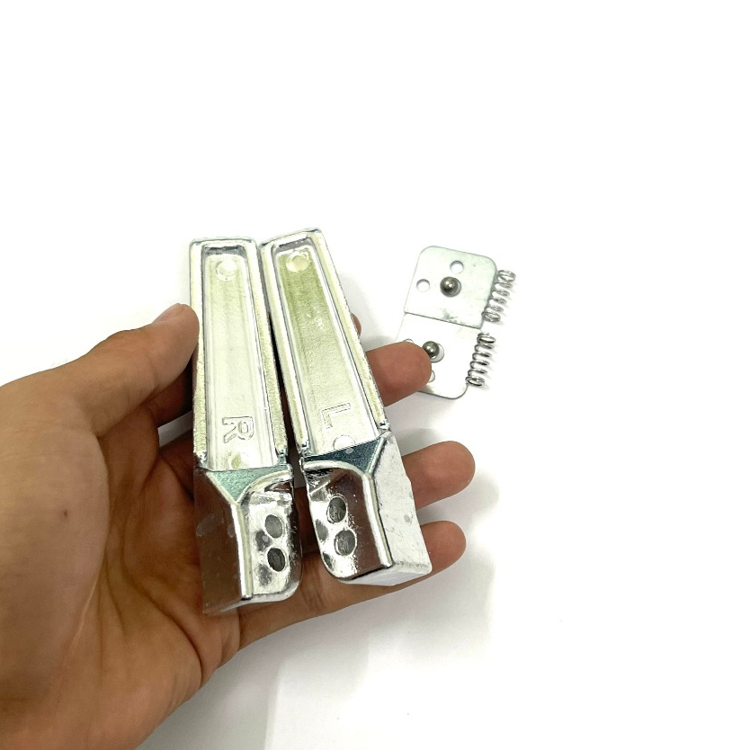 Gác Chân Sau Vuông TAKEGAWA Gắn Xe HONDA Dream, Wave,Vision, AB ,Nhôm Đúc