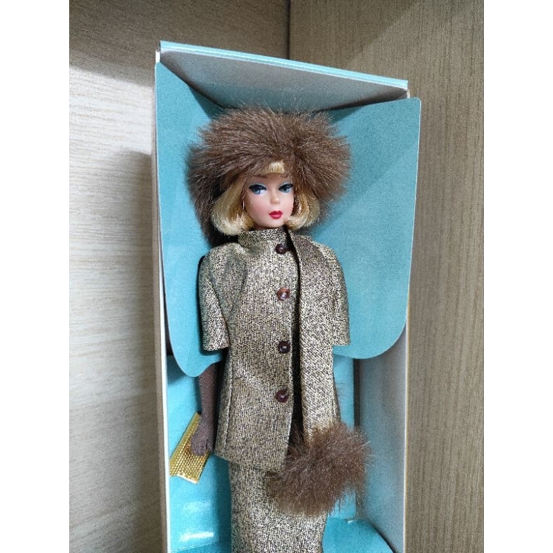 Barbie Gold N Glamour doll