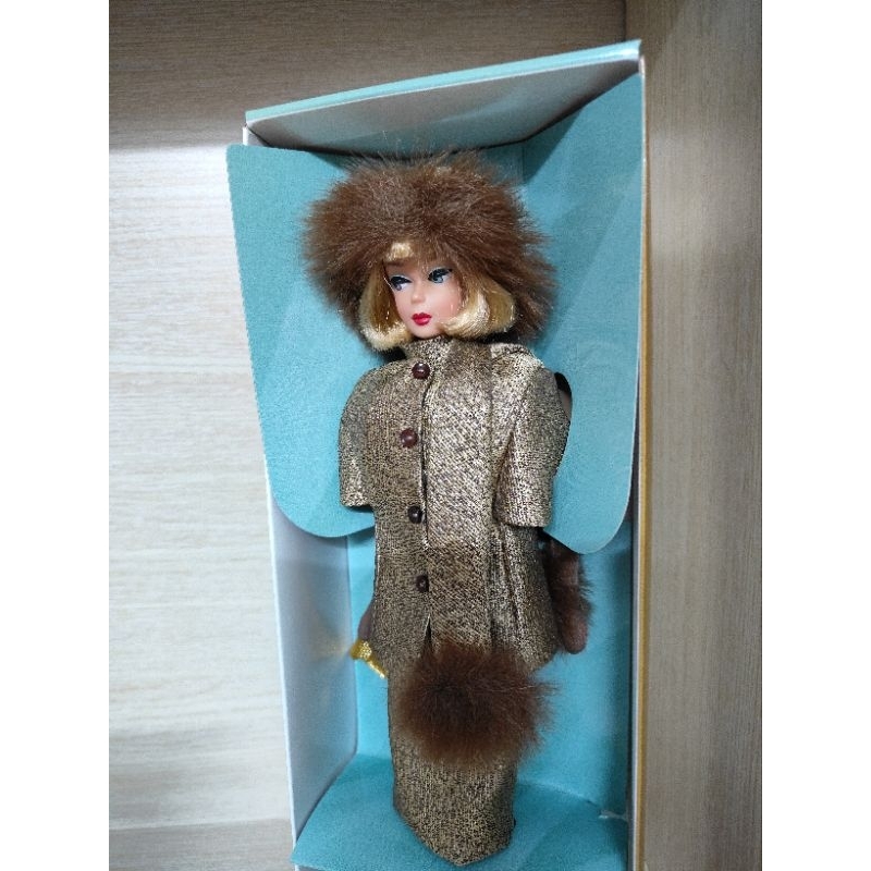 Barbie Gold N Glamour doll