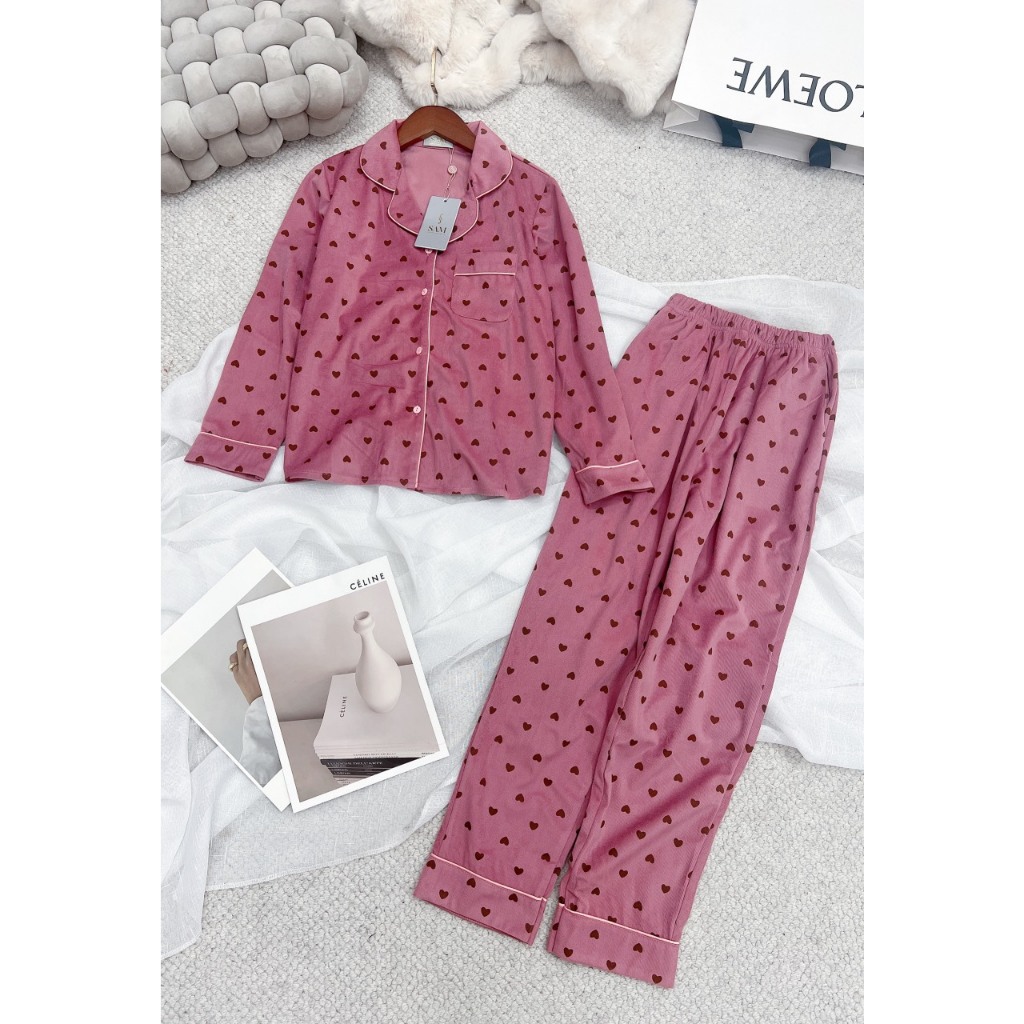 Bộ pijama nhung tăm nhà SAM cao cấp, họa tiết tim siêu xinh cute , kiểu áo dài tay quần dài, chất mềm, dày dặn