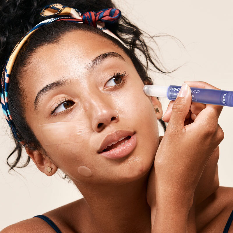 Tinh chất mờ thâm mụn Hero Cosmetics Lightning Wand The Brightening Serum