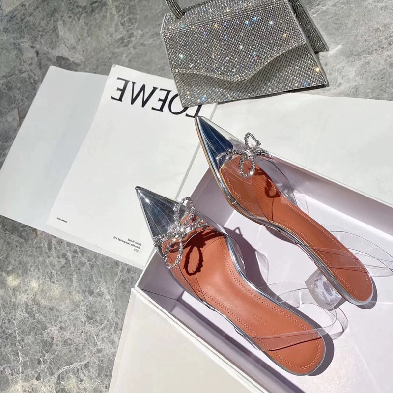 Giày trong suốt nơ đá nhỏ gót vuông 5cm A8-3