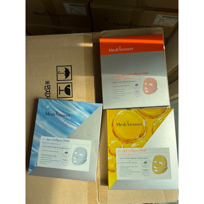 Mặt nạ thạch vàng Filler collagen 83% medianswer vita collagen mask	.