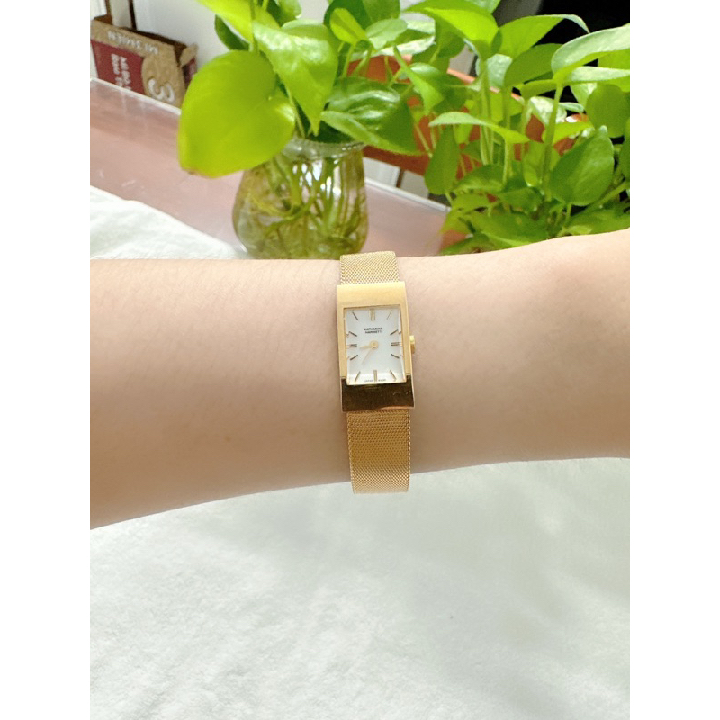 Đồng hồ nữ si nhật dáng dây lụa hiệu Katharine
