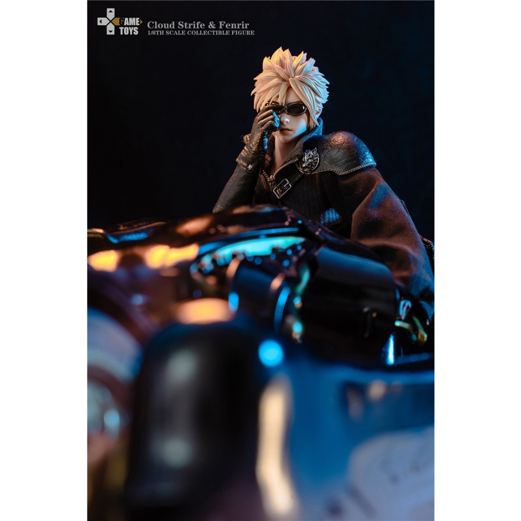 Mô hình 1:6 GAMETOYS GT-006 Cloud Strife & Fenrir Deluxe Edition / Final Fantasy VII: Advent Children