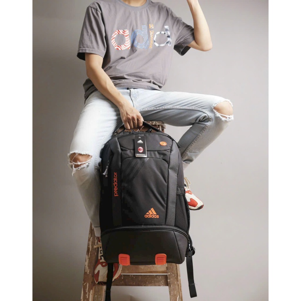 Balo thể thao Adidas predator 33L, phối màu đen cam, ngăn để giày riêng, bóng, vợt tenins