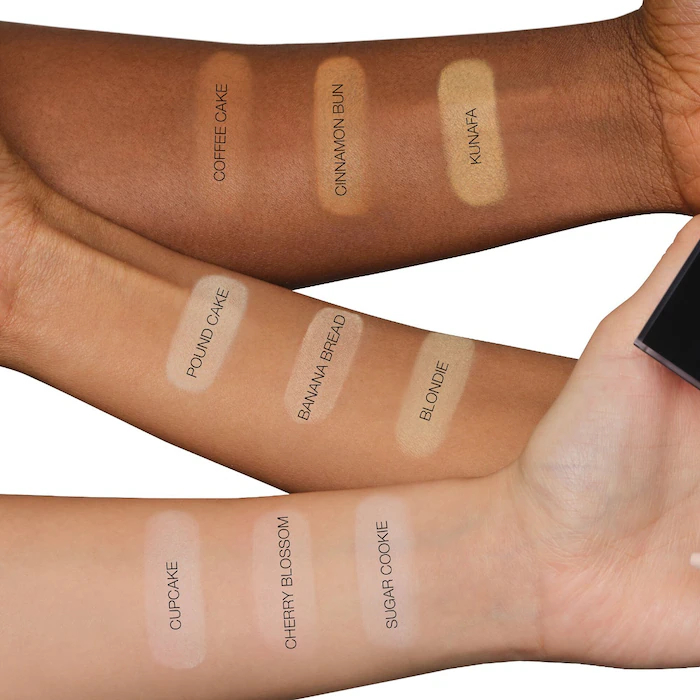 Phấn phủ dạng bột Huda Beauty Easy Bake Easy Bake Loose Baking & Setting Powder 20g