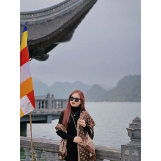 (BIG SALE) Khăn Choàng Cổ Đũi Lụa Lv MD