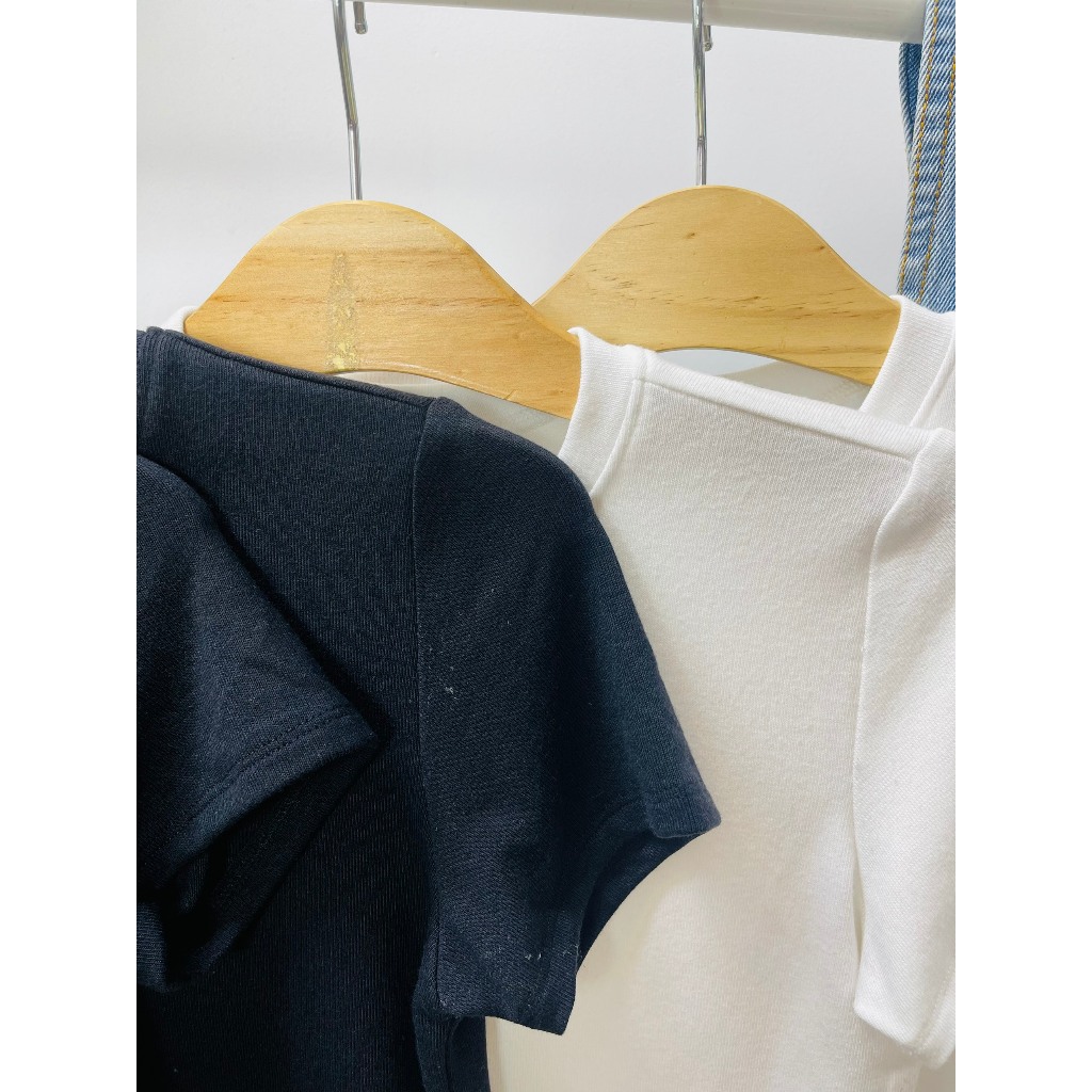 Áo thun trơn croptop chất thun cotton dệt mềm mại 2 màu trắng và đen vnxk