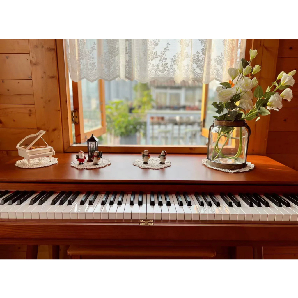 Đàn piano điện Hồng Kông Betsy B361 88 phím, có ghế, pedal, giá đỡ để bản nhạc, có thể kéo gọn thành bàn làm việc