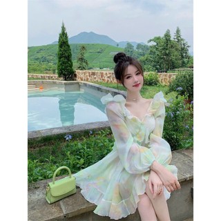 Đầm nữ nhẹ nhàng