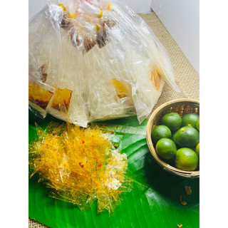 Bánh tráng xâu sa tế muối