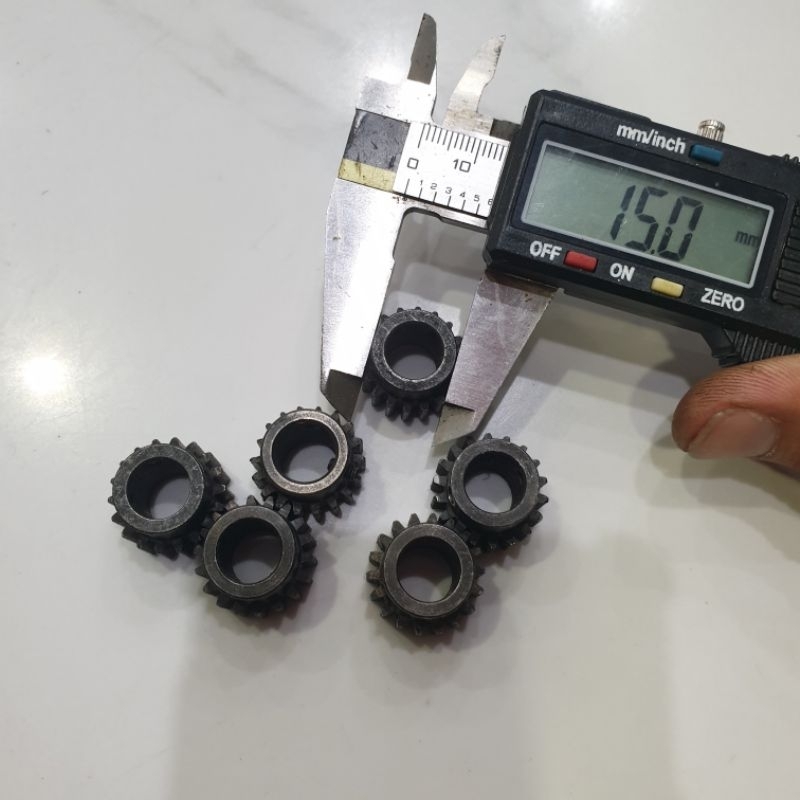 Bánh răng thép trục 10 18 răng đường kính 19.6mm chế xe RC