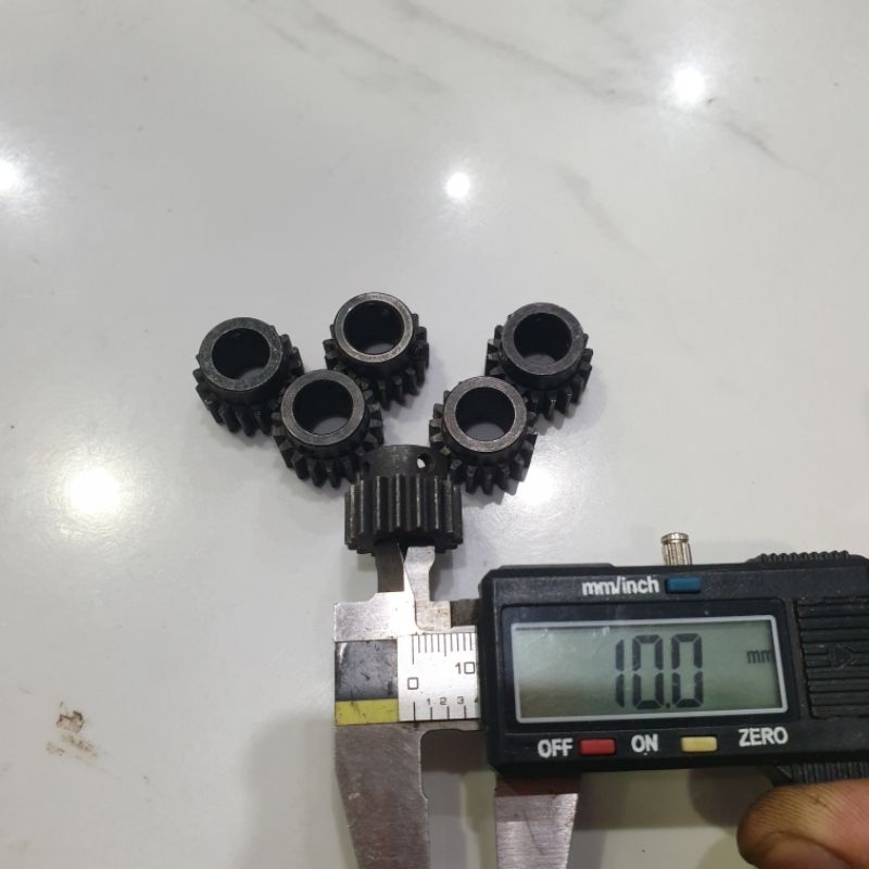 Bánh răng thép trục 10 18 răng đường kính 19.6mm chế xe RC