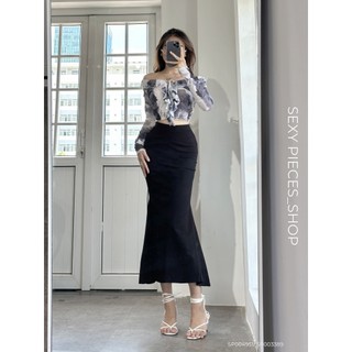 Khoác lưới tua rua vệt đen - Chân váy đuôi cá