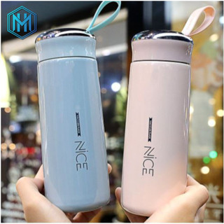 Bình nước NICE 500ml, bình đựng nước vỏ nhựa lõi thủy tinh 2 lớp cách nhiệt có móc treo chắc chắn