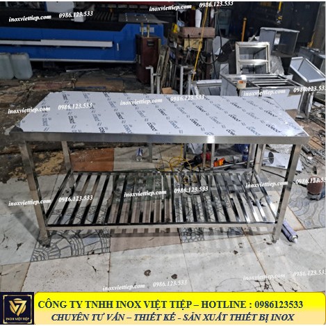 Bàn chặt nhà bếp