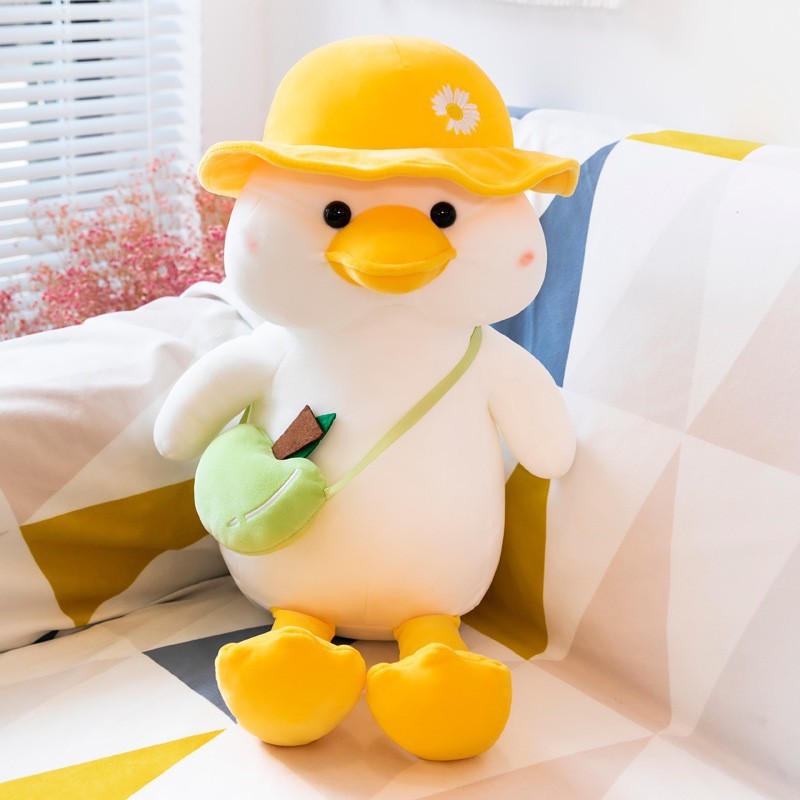 Gấu Bông Vịt Bông Đội Mũ Dễ Thương - Vịt Bông Đeo Túi Hàng Cao Cấp