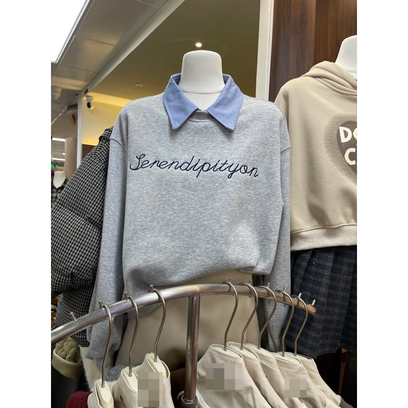 Áo khoác nỉ có cổ