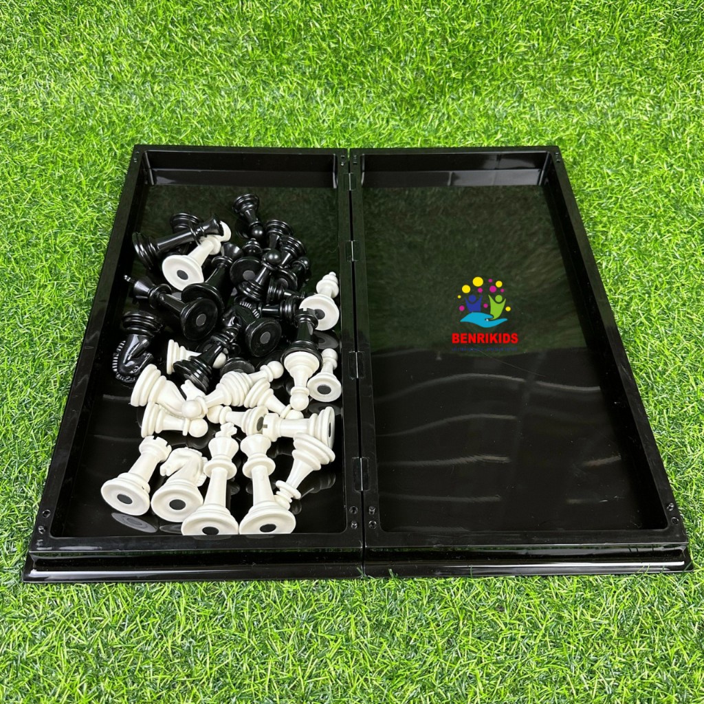 Bộ Đồ Chơi Cờ Vua Quốc Tế Bàn Cờ Nam Châm Kiêm Hộp Đựng Tặng 2 Quân Hậu Chuẩn Quốc Tế