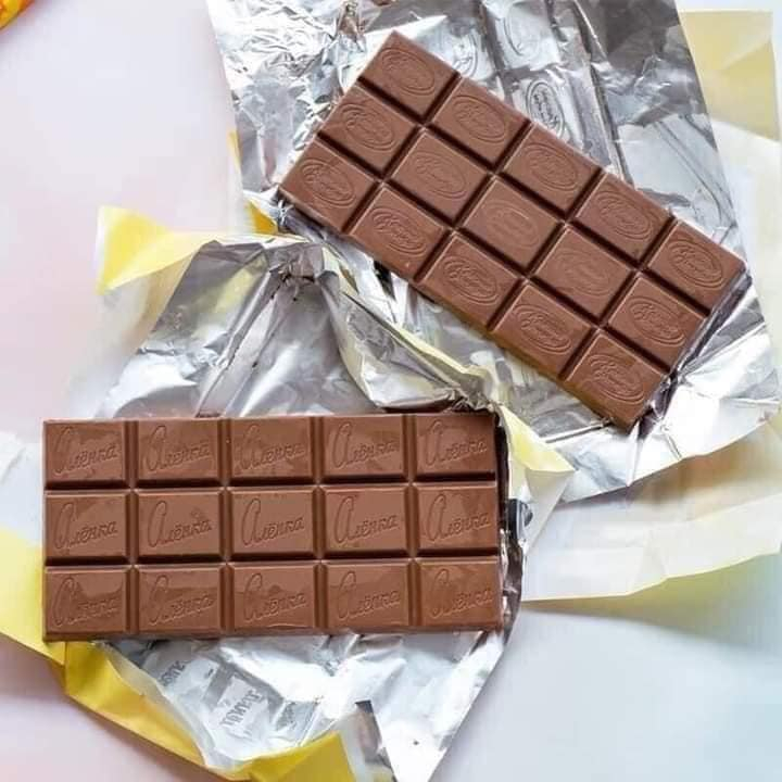 Socola thanh em bé Nga Alenka 90g - búp bê, vị sữa - búp bê, nho, hạt phỉ - Nga