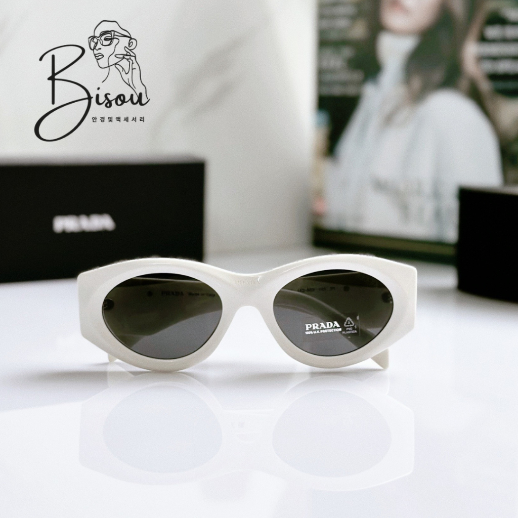 Kính mát thời trang nữ dáng mắt mèo tag 𝐏𝐫𝐚𝐝𝐚 mới nhất kèm hộp Bisouhanoi KRM20