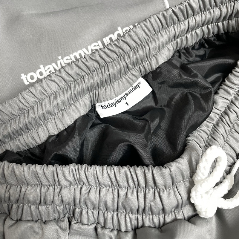 Quần đùi dù Todayismysunday đơn giản có khoá kéo túi