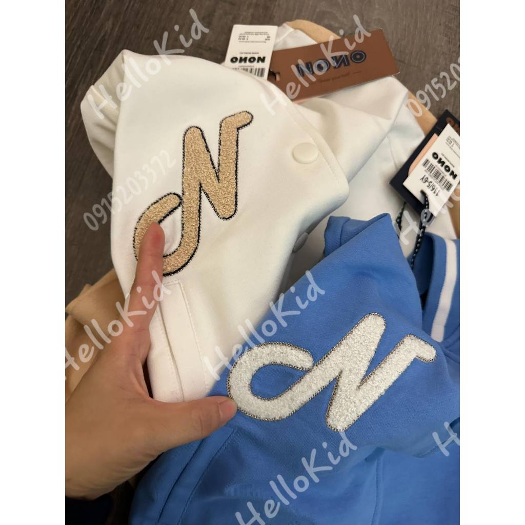 Áo khoác nỉ bomber chữ thêu nổi nono cho bé