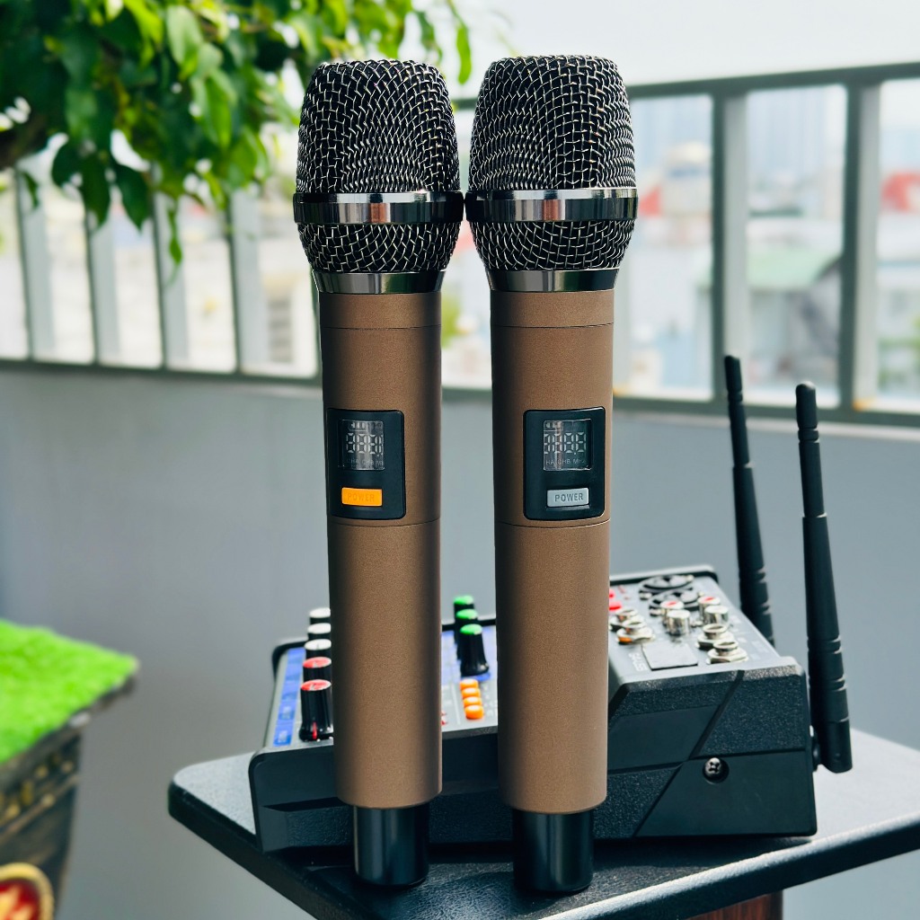 Bộ Mixer G4 cao cấp tặng kèm 2 kẹp micro mini để bàn chuyên hát karaoke gia đình hỗ trợ mọi loa kéo, otô