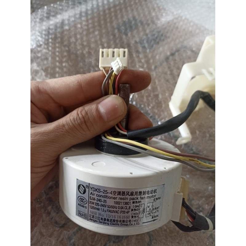Motor quạt dàn lạnh Toshiba