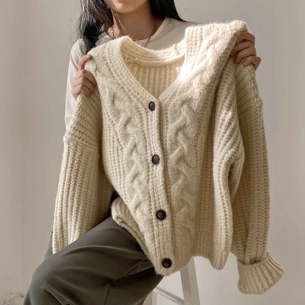 Áo len đan nữ Cardigan Cổ V Form rộng Hàn Quốc Áo len nữ Giữ ấm Chất dày dặn Thu Đông Cardigan