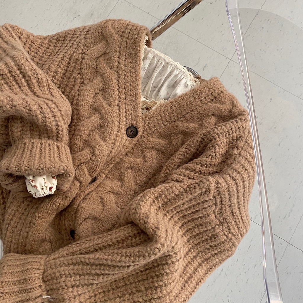 Áo len đan nữ Cardigan Cổ V Form rộng Hàn Quốc Áo len nữ Giữ ấm Chất dày dặn Thu Đông Cardigan