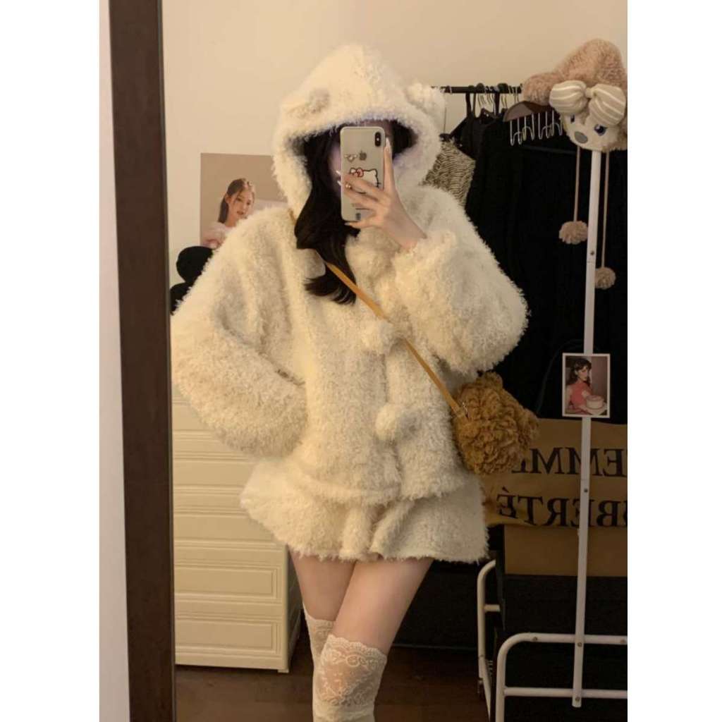 Liasynn Bộ Áo Khoác Hoodie Phối Lông Eo Cao Và Chân Váy Màu Sữa Thuần Khiết Ngọt Ngào separate order ~