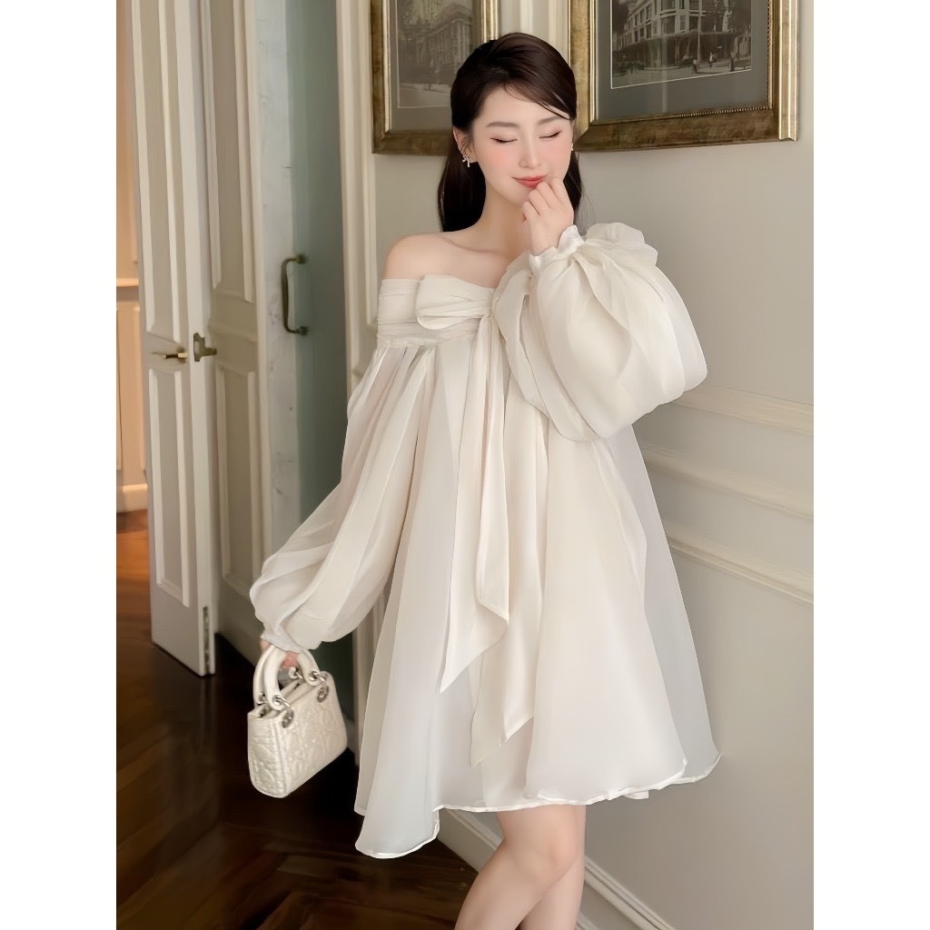 Đầm ngắn nữ kiểu babydoll trễ vai tay bồng xòe thắt nơ 2 lớp cao cấp chất voan tơ- D03