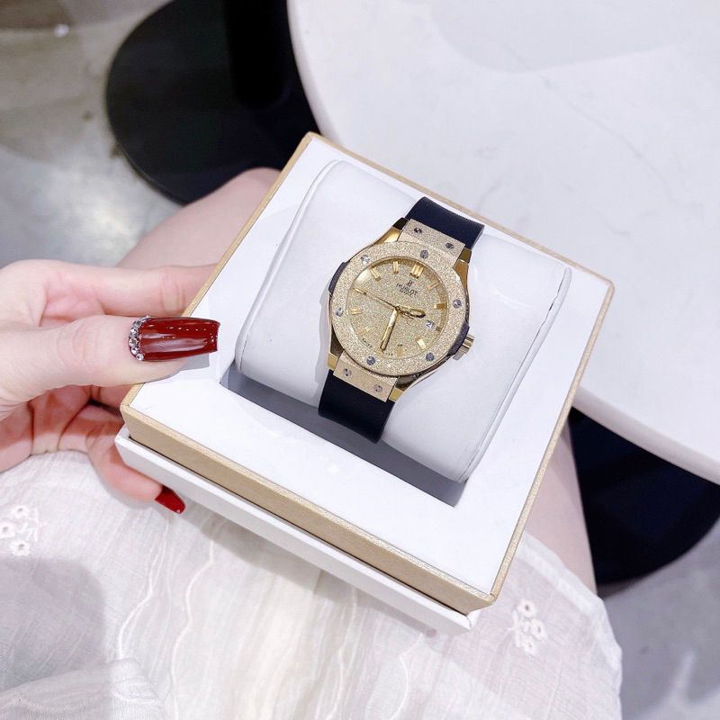Đồng hồ nữ Hublottt cao cấp mặt tròn dây cao su siz 34mm