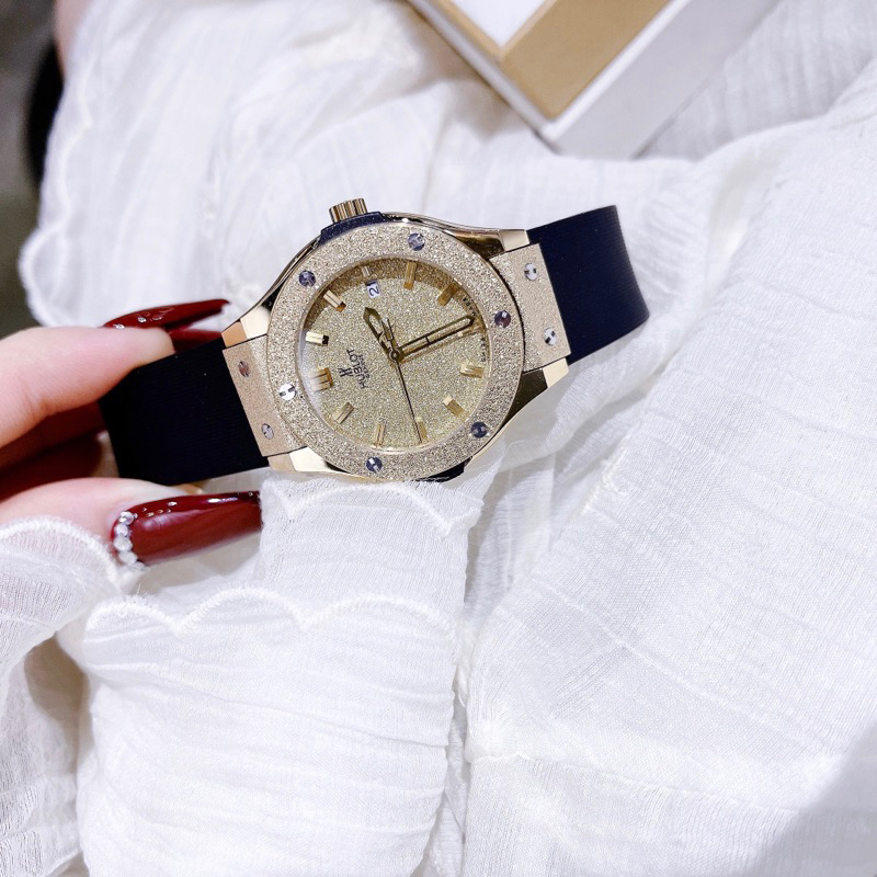 Đồng hồ nữ Hublottt cao cấp mặt tròn dây cao su siz 34mm