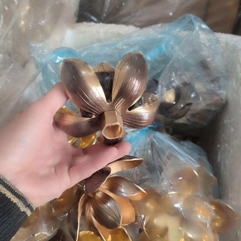 Bông hoa sen đồng nguyên chất xưởng sản xuất tại LÀNG NGHỀ VIỆT kích thước 8x12cm