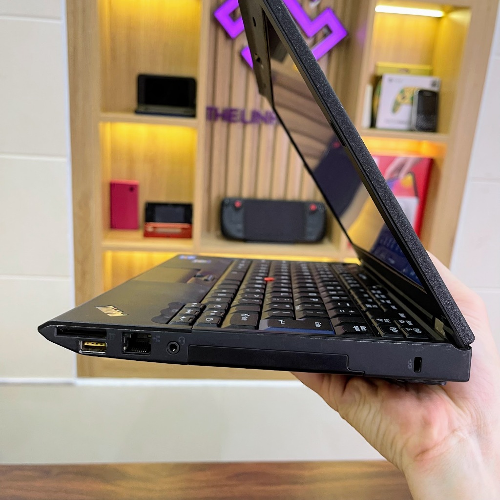 Laptop Lenovo Thinkpad X220 màn 12.5 inch - Core i5 2520M 8G 256G SSD