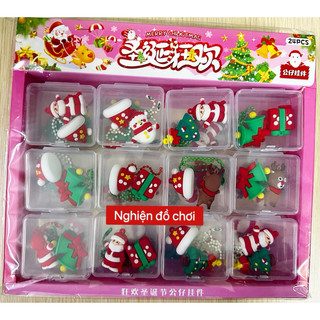Móc khoá noel, hộp móc khoá vuông, quà giáng sinh dễ thương.