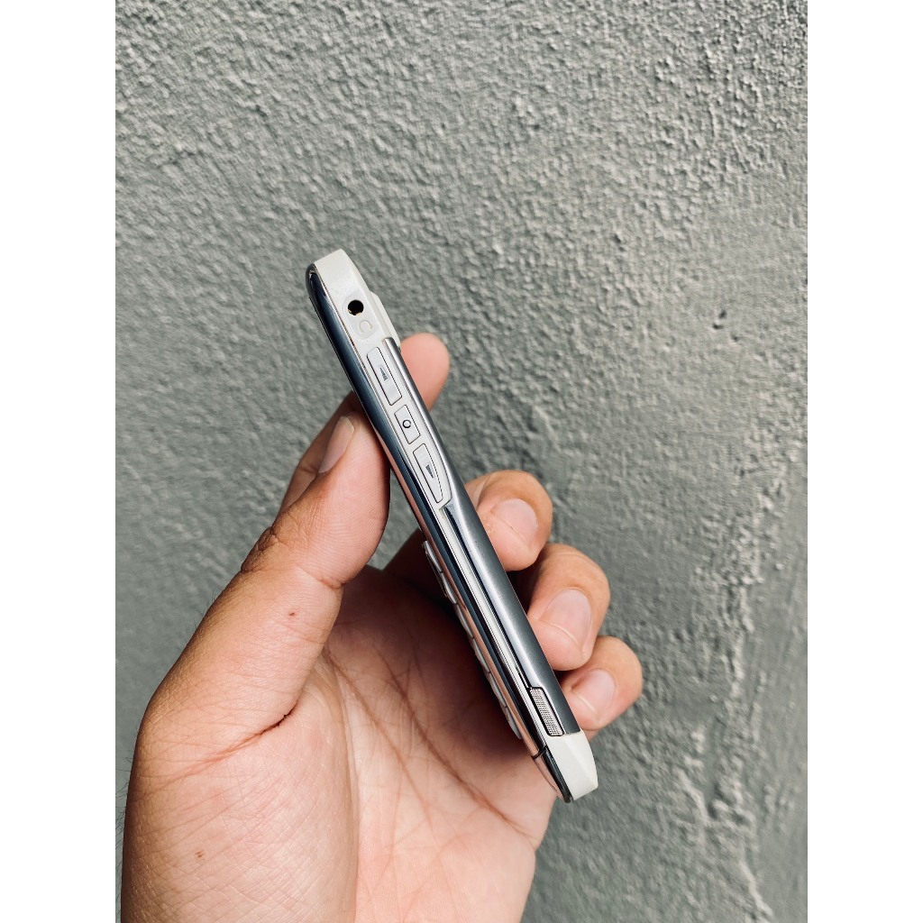 Điện Thoại Nokia E71 Trắng Zin Chuẩn Chất - Ngoại hình 96% - Hỗ trợ Wifi, 3G, Pin 7 Ngày.