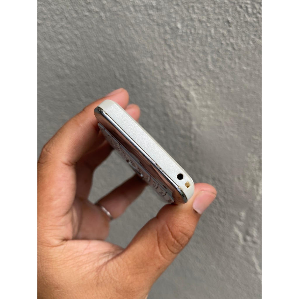 Điện Thoại Nokia E71 Trắng Zin Chuẩn Chất - Ngoại hình 96% - Hỗ trợ Wifi, 3G, Pin 7 Ngày.