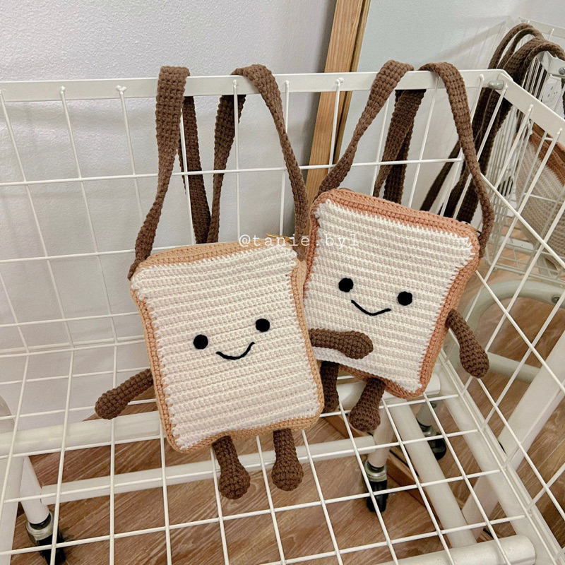 Túi Bánh Mì Sandwich Bằng Len Đựng Vừa Điện Thoại Cute Vô Tri