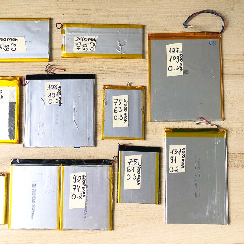 Cell Pin Polymer  Nhiều Kích Thước Dùng Cho Máy Tính Bảng…v..v…