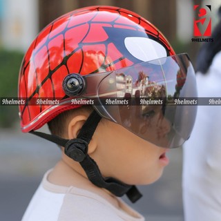 [Mã SKAMLSC403 giảm 10% đơn 100K] Mũ Bảo Hiểm Trẻ Em 1/2 Đầu Có Kính Hình Siêu Nhân Nhện Đỏ