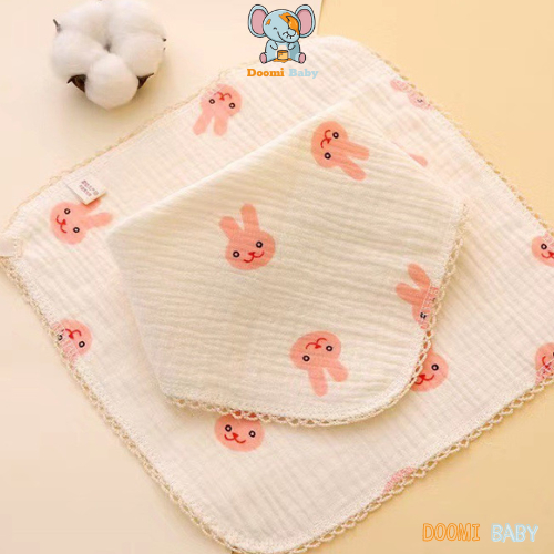 Set 4 Khăn Sữa, Yếm đa năng 2 In 1 Cho Bé Vải Xô Muslin 4 Lớp Họa Tiết Siêu Xinh Doomi Baby - HT615