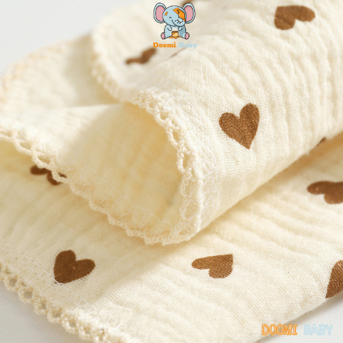 Set 4 Khăn Sữa, Yếm đa năng 2 In 1 Cho Bé Vải Xô Muslin 4 Lớp Họa Tiết Siêu Xinh Doomi Baby - HT615