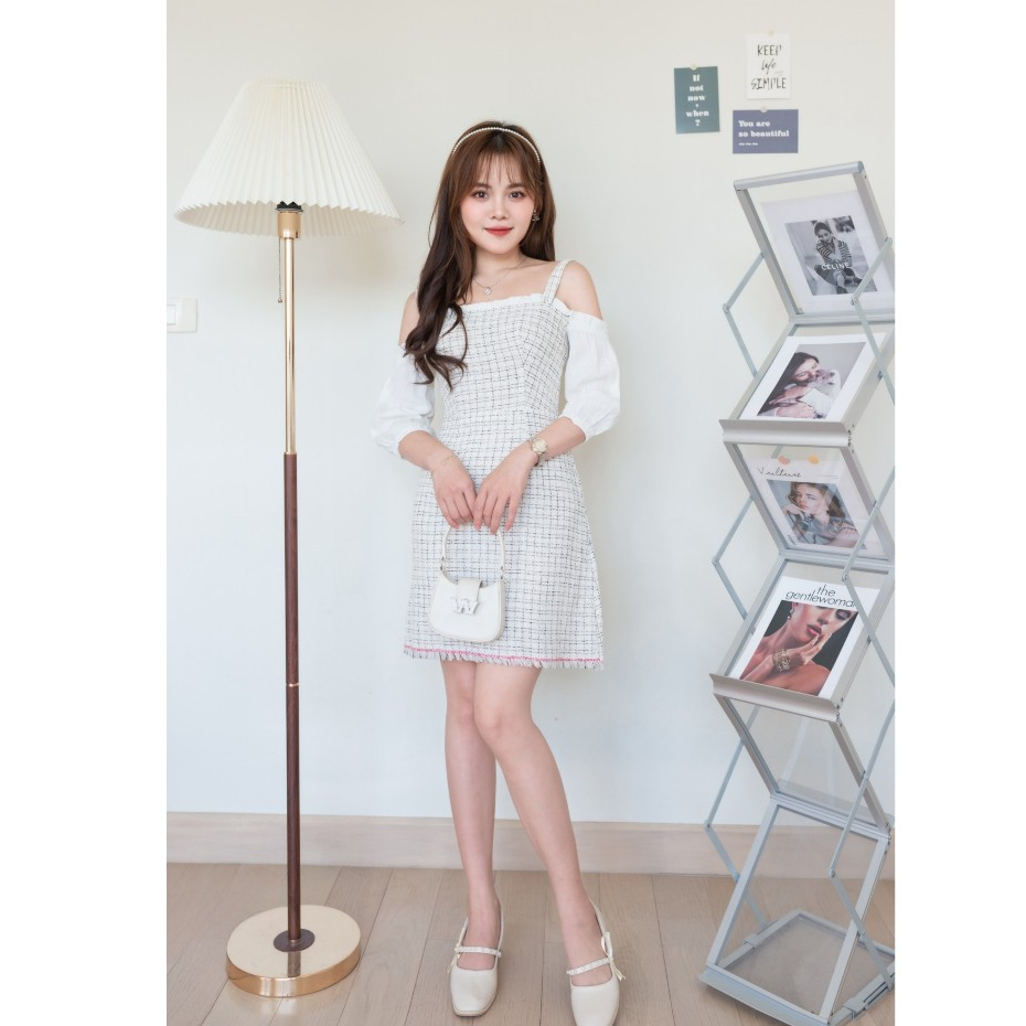 Đầm trễ vai, váy liền xinh xắn màu trắng thiết kế Bazzi dạ tweed -ẢNH THẬT